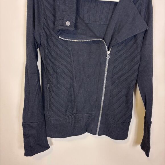 Athleta Black Oversized Collar Zip Up Nylon and Wool Sweater Medium - Picture 4 of 9